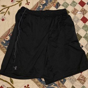 Black under Armour athletic shorts